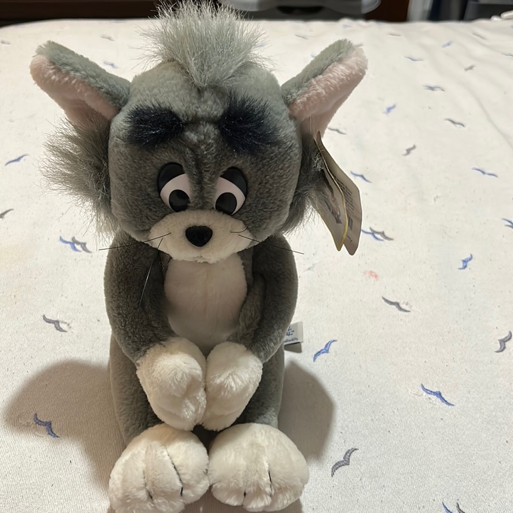 Vintage 1990 Tom the cat from Tom and Jerry the tv cartoon with original tags